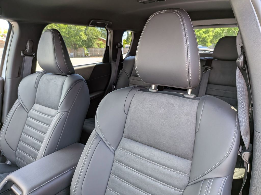 2026 Mitsubishi Outlander LE White Diamond at D&E Mitsubishi