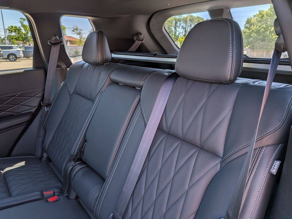 2026 Mitsubishi Outlander Black Edition Graphite Grey Blk Roof at D&E Mitsubishi