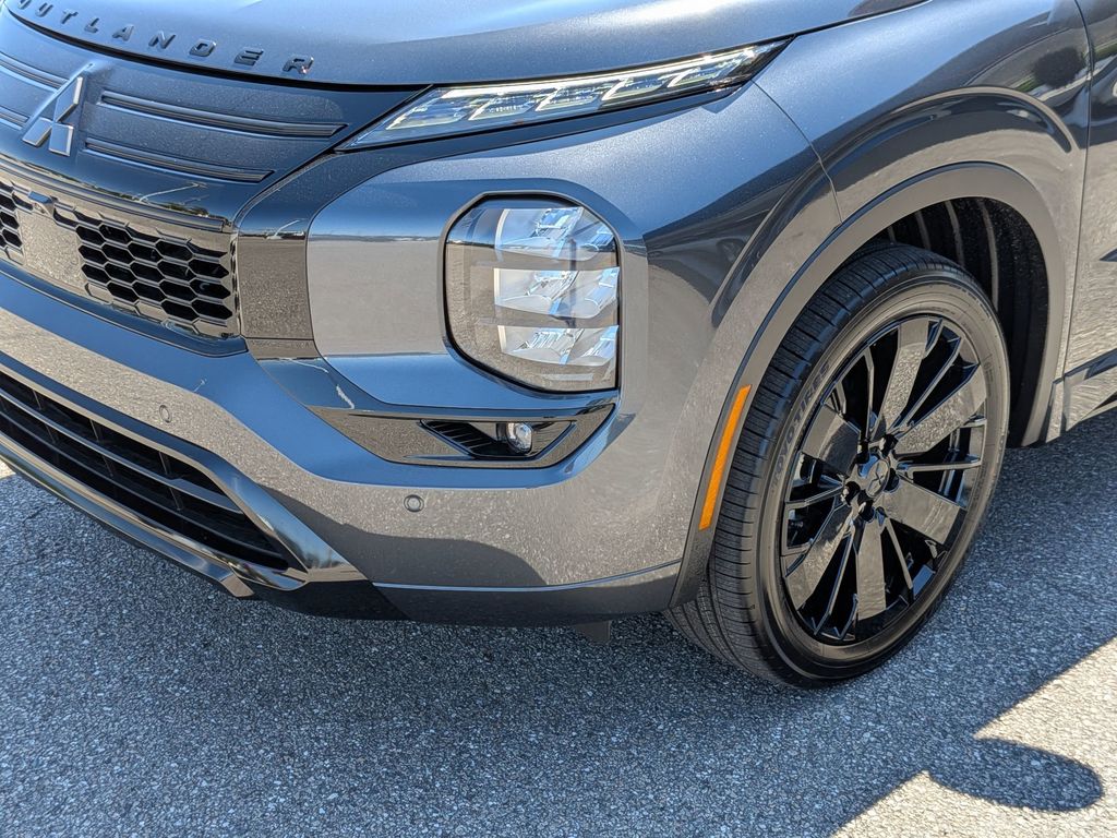 2026 Mitsubishi Outlander Black Edition Graphite Grey Blk Roof at D&E Mitsubishi