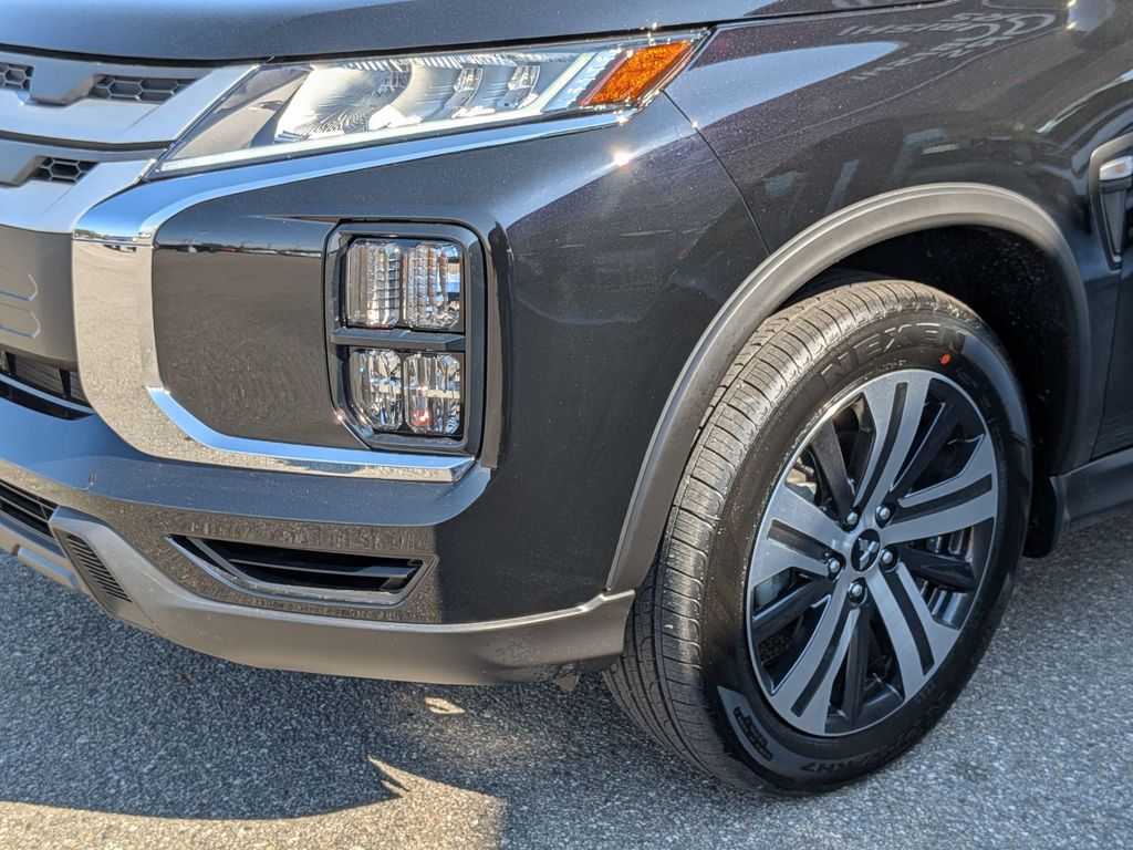 2026 Mitsubishi Outlander Sport ES - 8