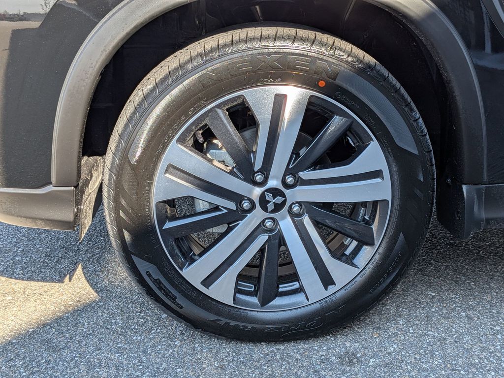 2026 Mitsubishi Outlander Sport ES - 9