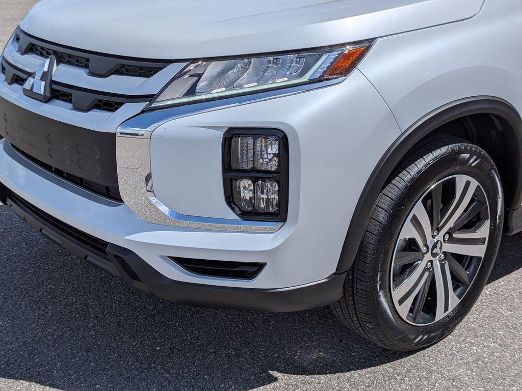 2026 Mitsubishi Outlander Sport ES - 8