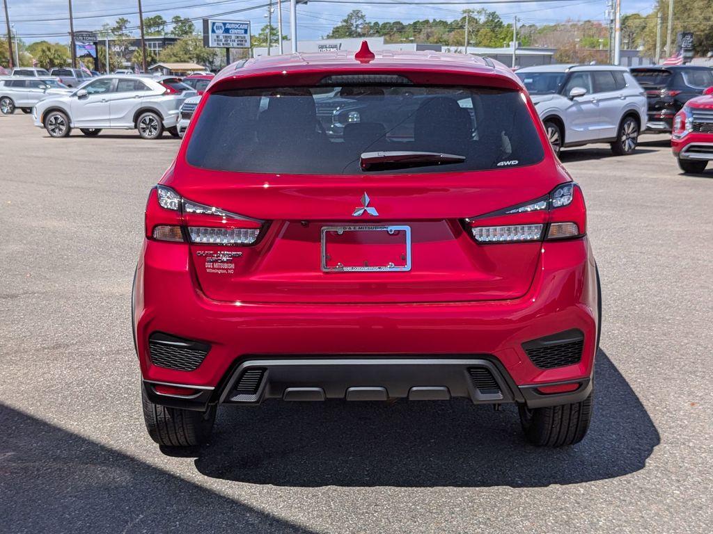 2026 Mitsubishi Outlander Sport ES - 3