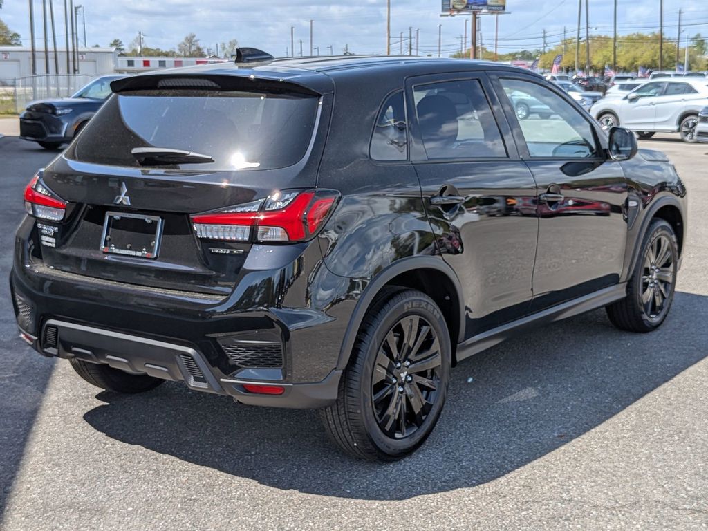 2026 Mitsubishi Outlander Sport LE - 2