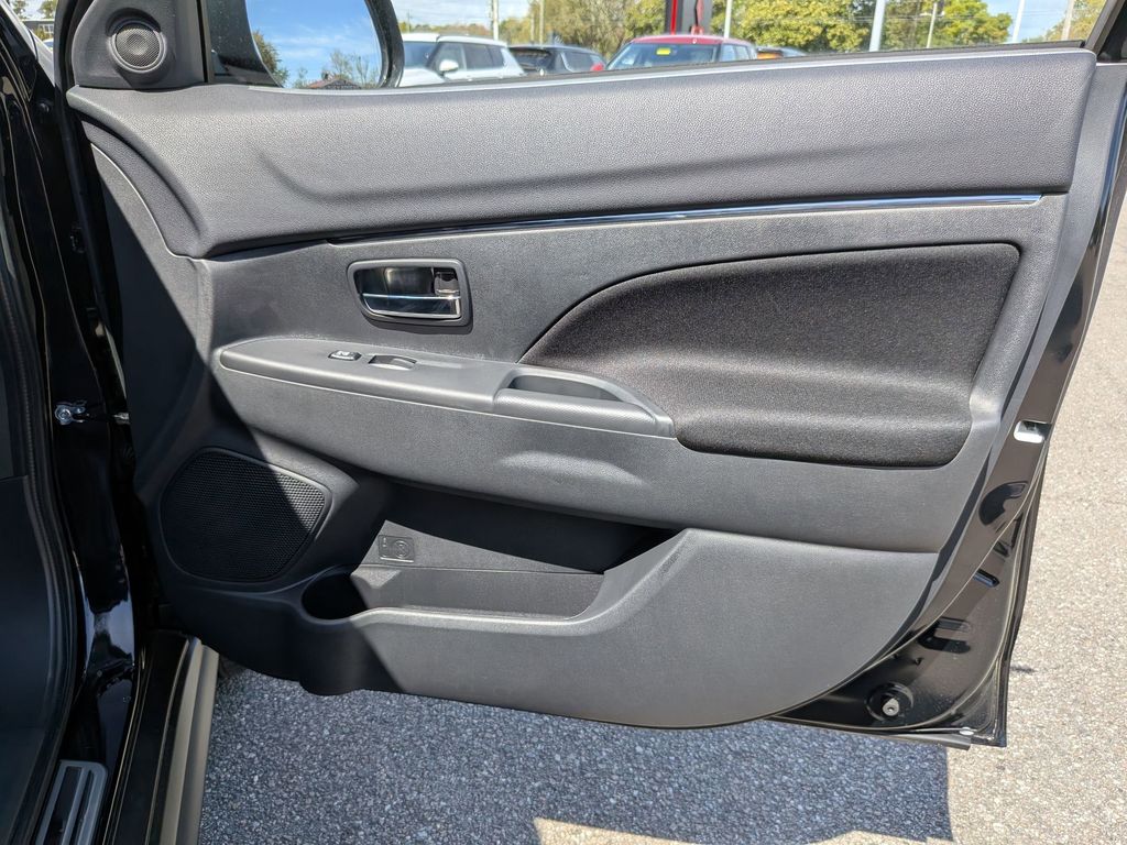 2026 Mitsubishi Outlander Sport LE Labrador Black Pearl at Griffin CDJR