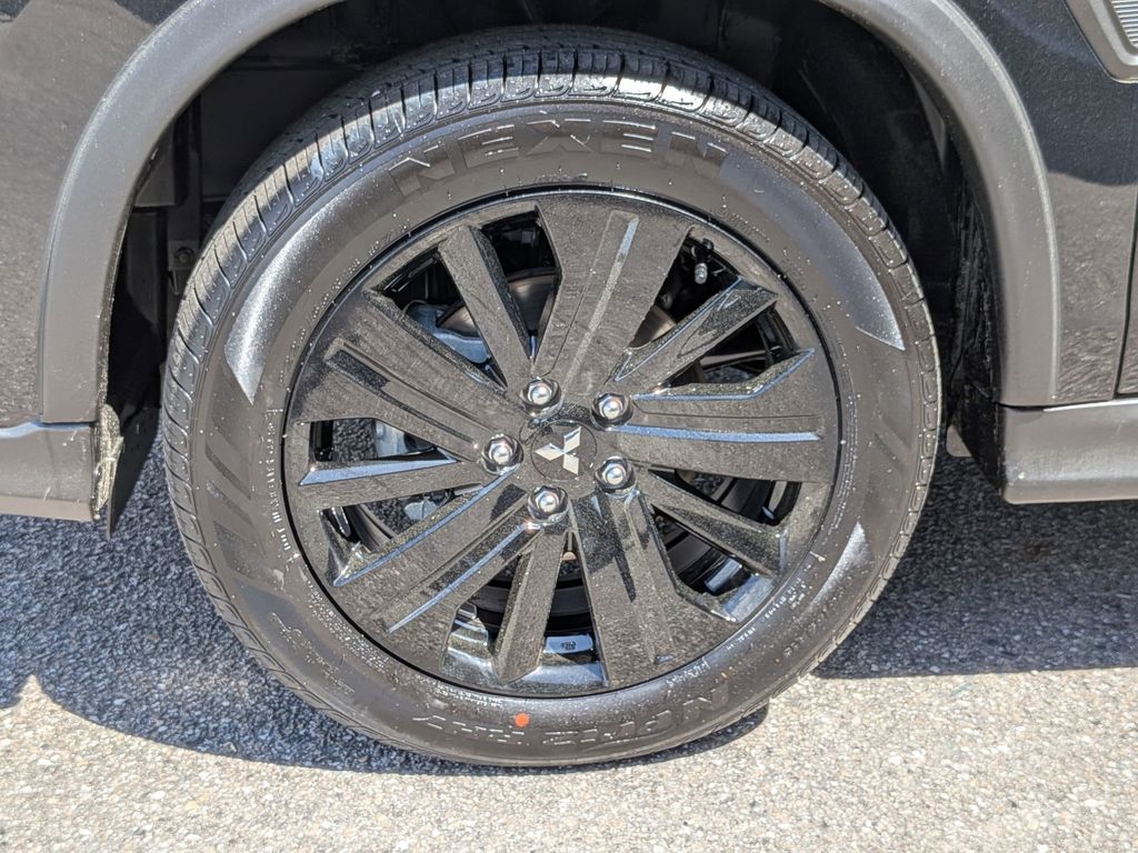 2026 Mitsubishi Outlander Sport LE - 9