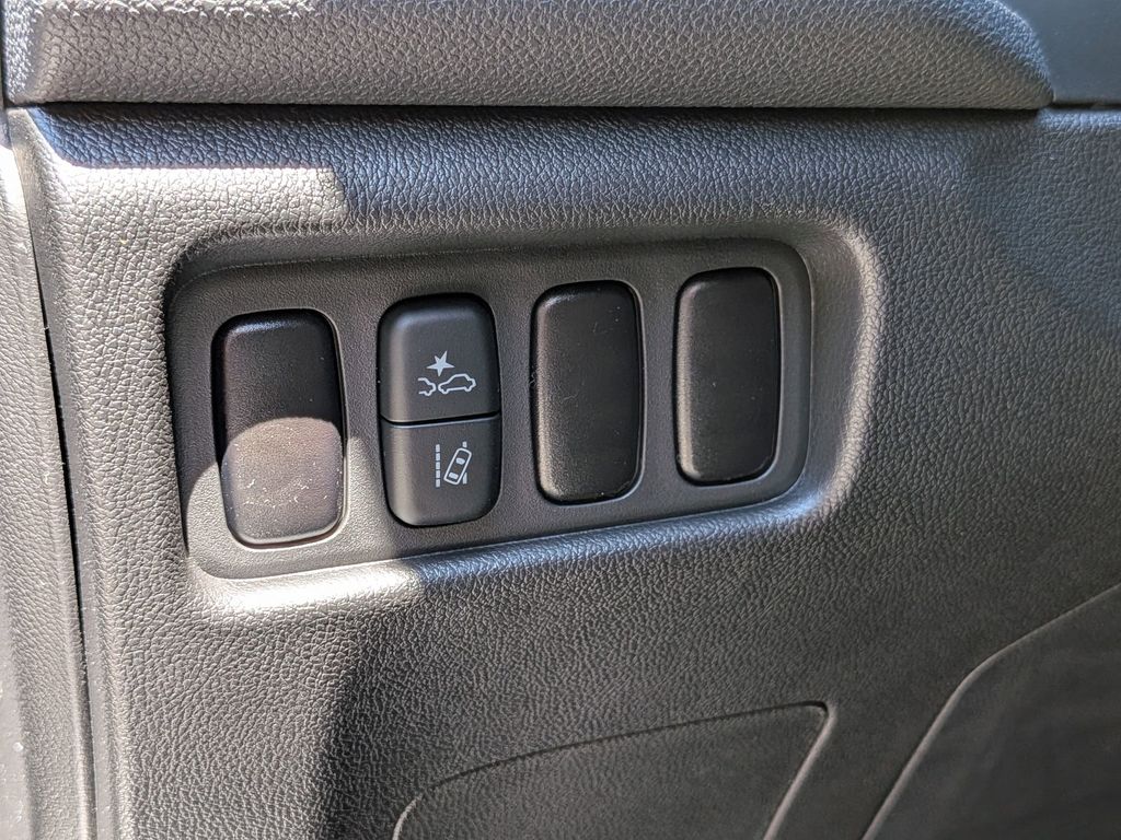 2026 Mitsubishi Outlander Sport LE Alloy Silver Metallic at Griffin CDJR