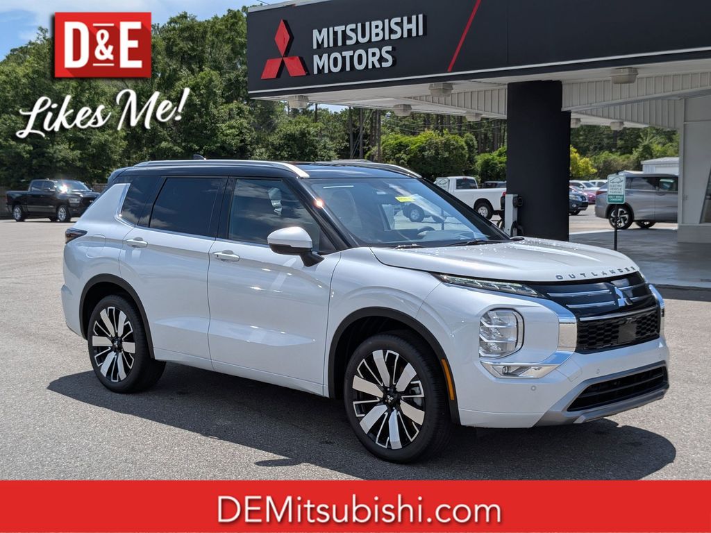 2025 Mitsubishi Outlander SEL White Diamond at D&E Mitsubishi