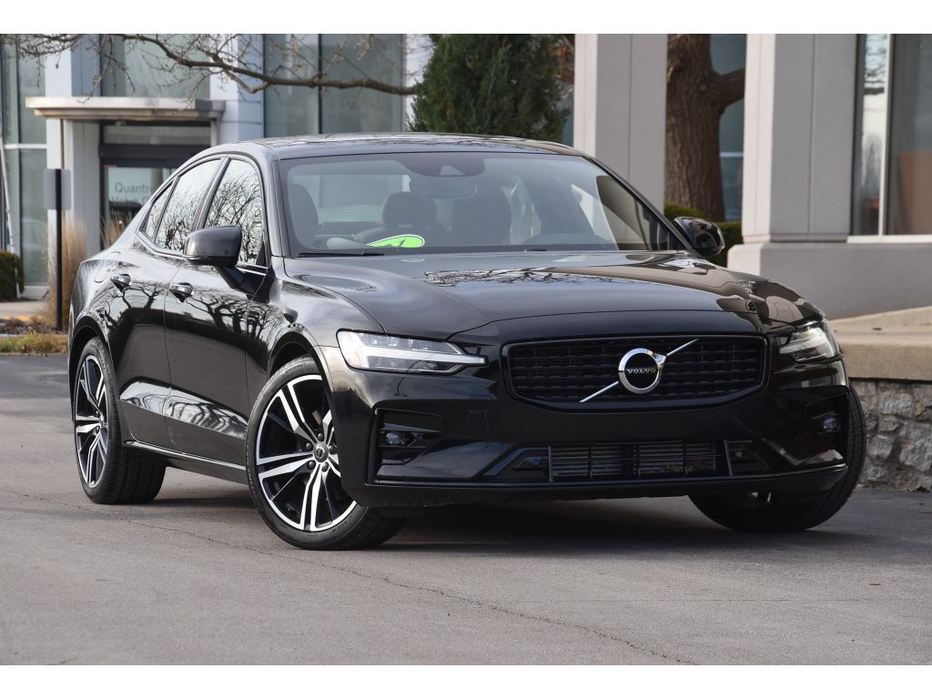 Volvo S60 T5 R-Design AWD