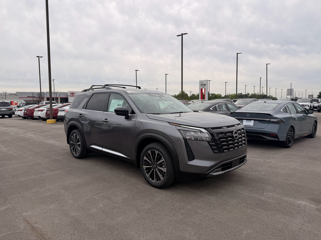 2026 Nissan Pathfinder Platinum in Gun Metallic