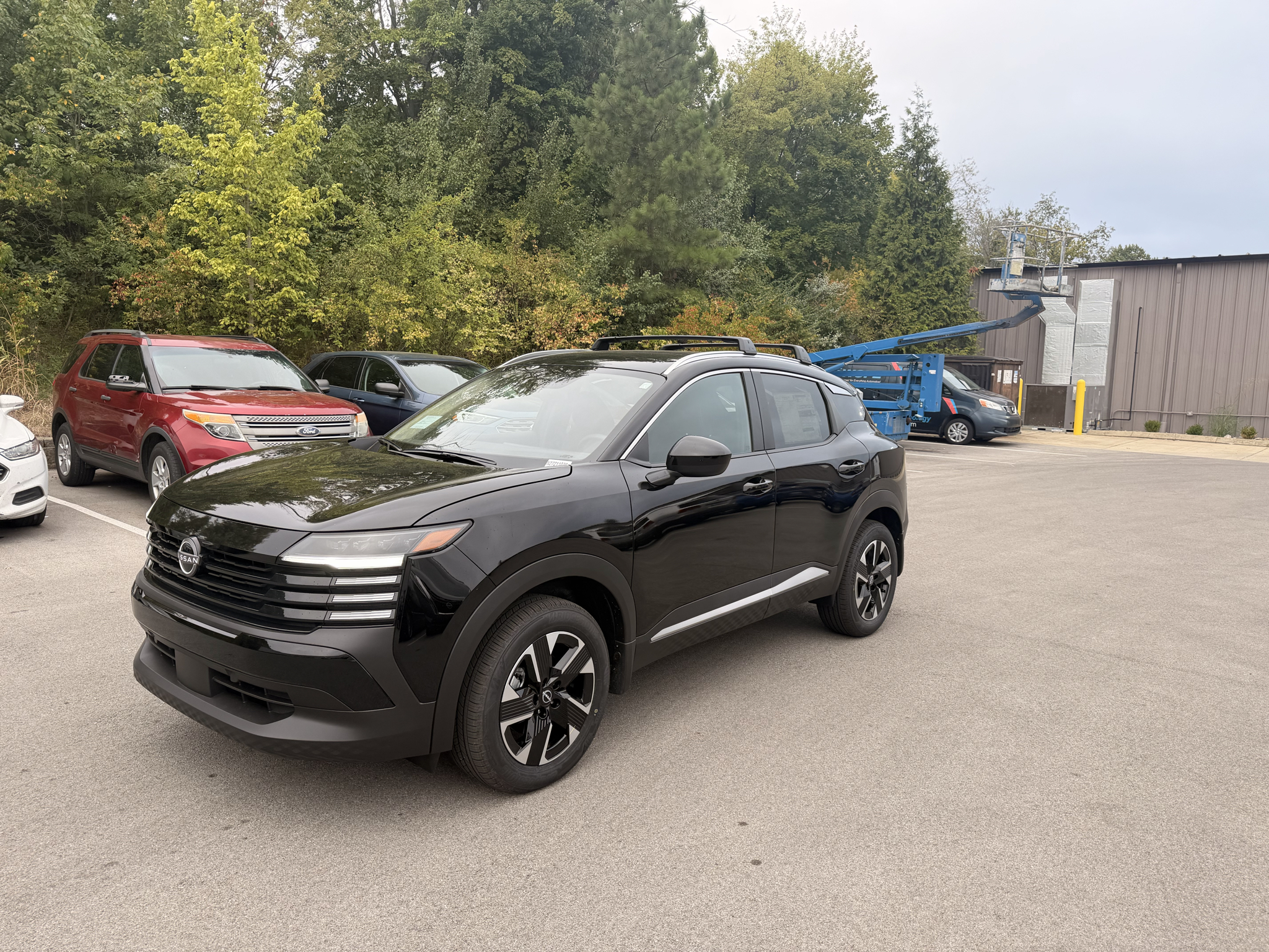 2027 Nissan Kicks SV in Super Black
