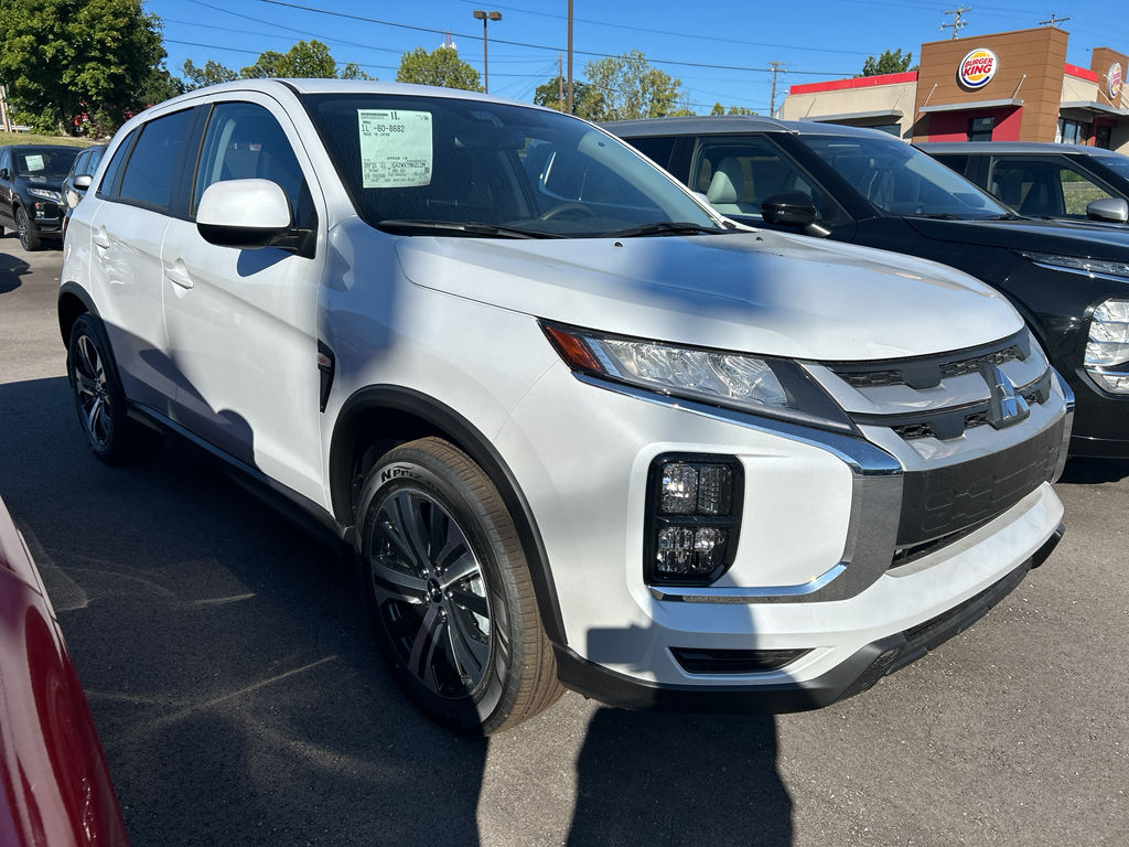 2025 Mitsubishi Outlander Sport ES in White Diamond