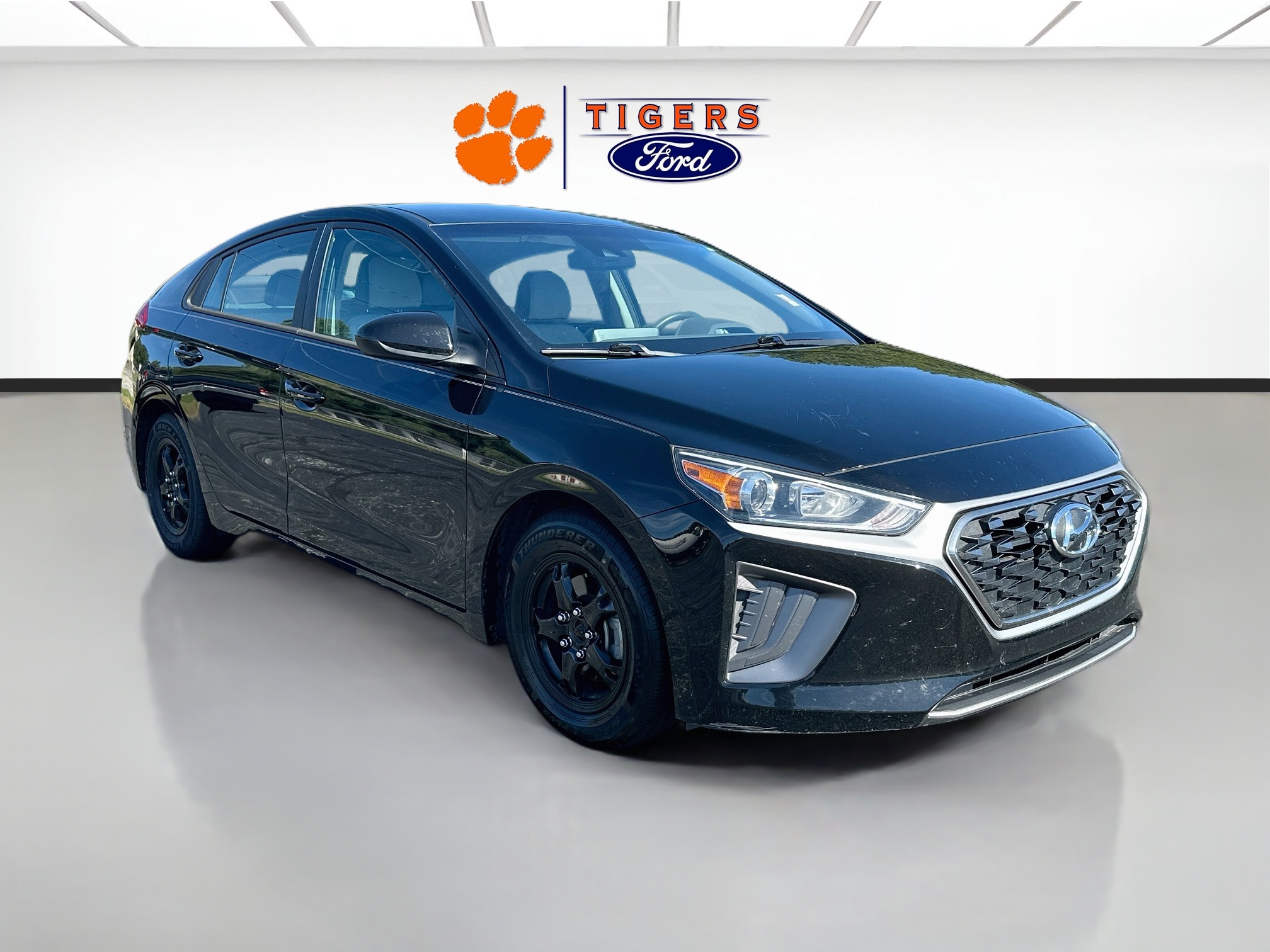 2022 Hyundai IONIQ Hybrid