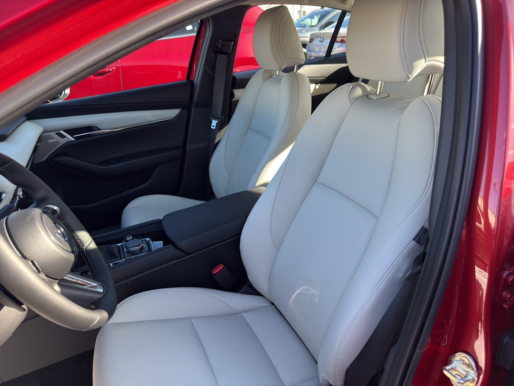 2026 Mazda Mazda3 Turbo Premium Plus - Photo 10