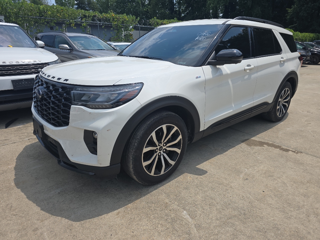 2025 Ford Explorer