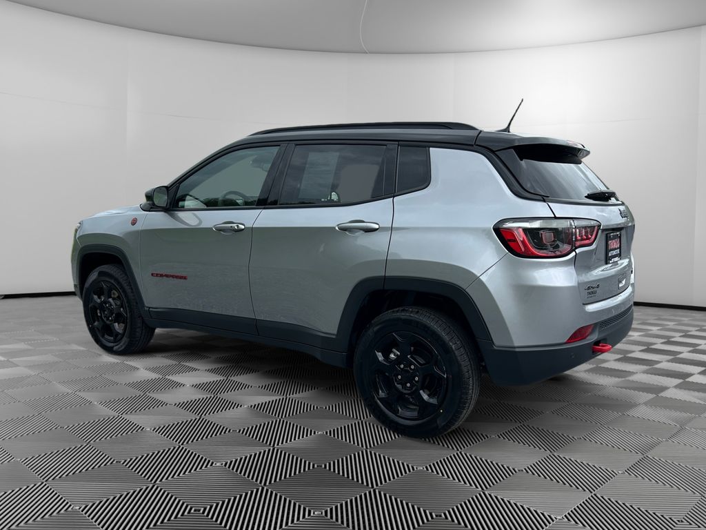 2024 Jeep Compass Trailhawk photo 3