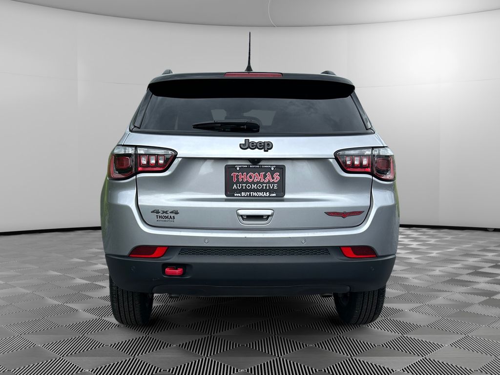 2024 Jeep Compass Trailhawk photo 4