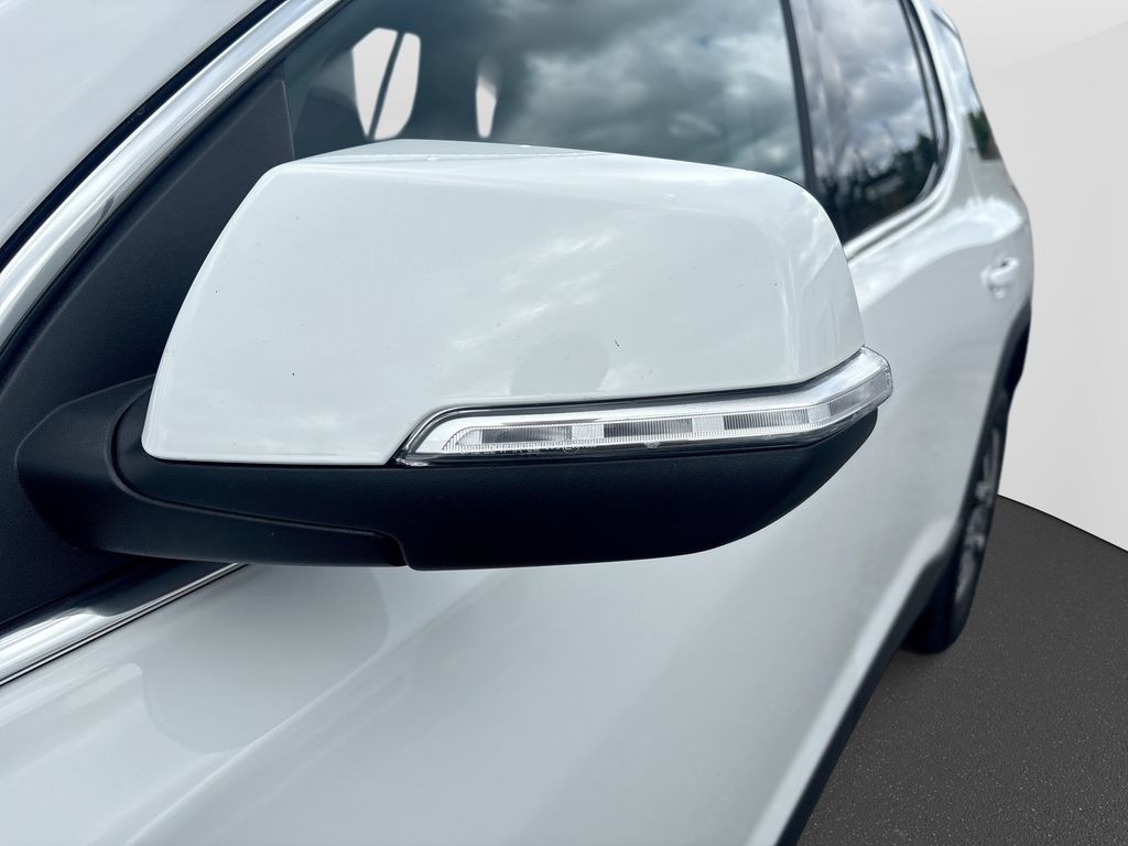 Used 2022 GMC Acadia SUV