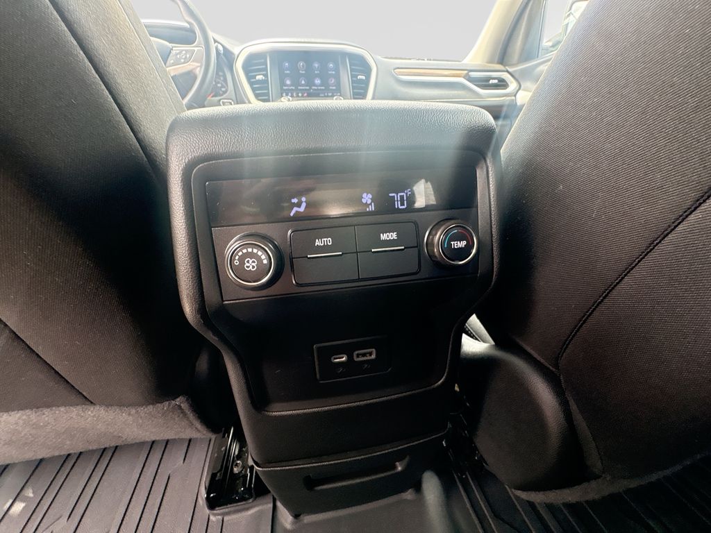 Used 2022 GMC Acadia SUV
