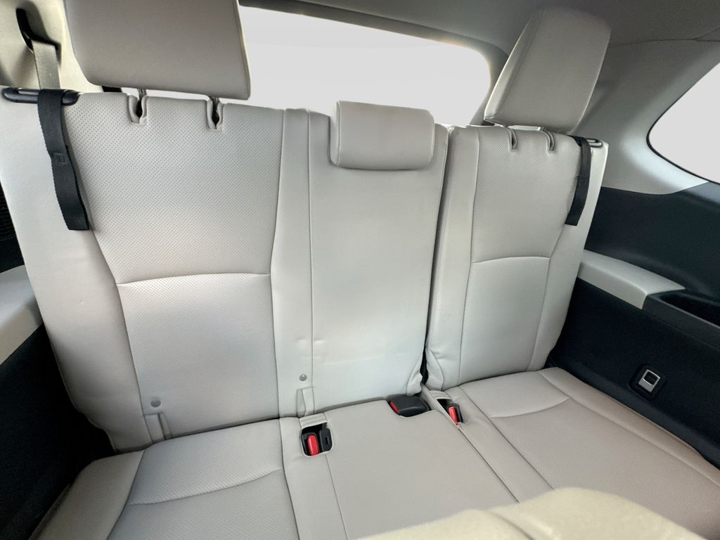 Used 2024 Toyota Grand Highlander SUV
