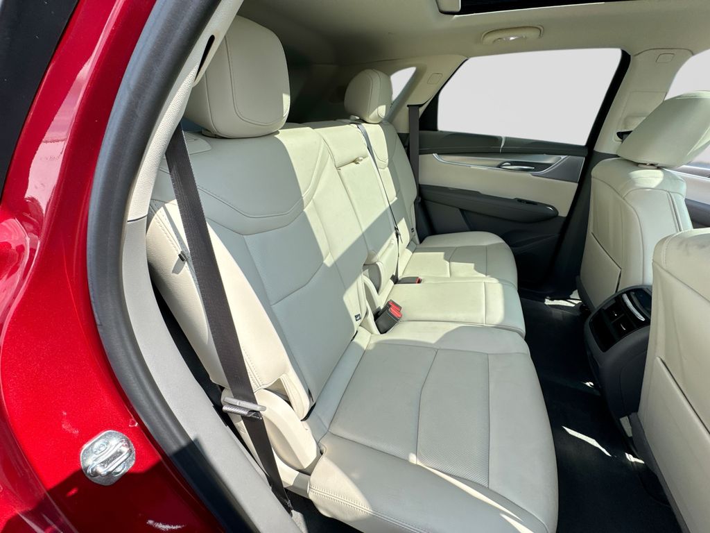 Used 2025 Cadillac XT5 SUV
