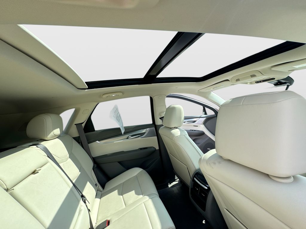 Used 2025 Cadillac XT5 SUV