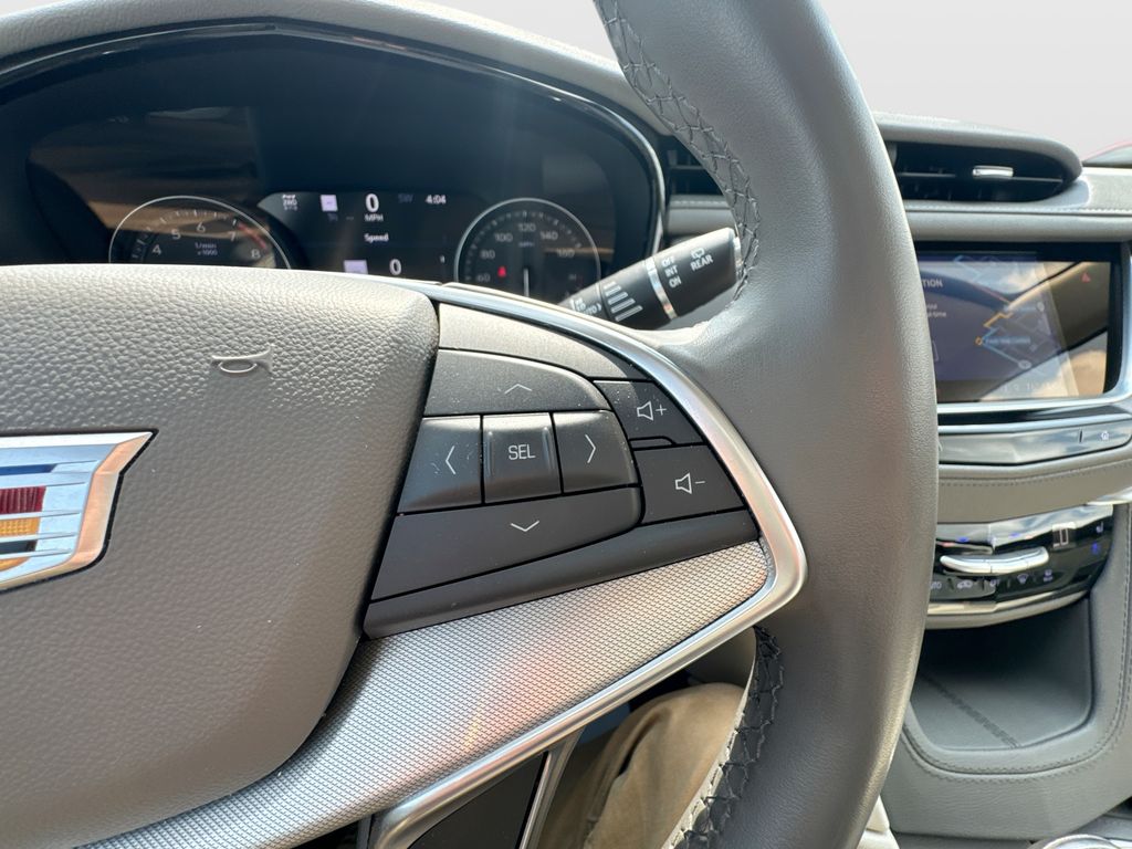 Used 2025 Cadillac XT5 SUV