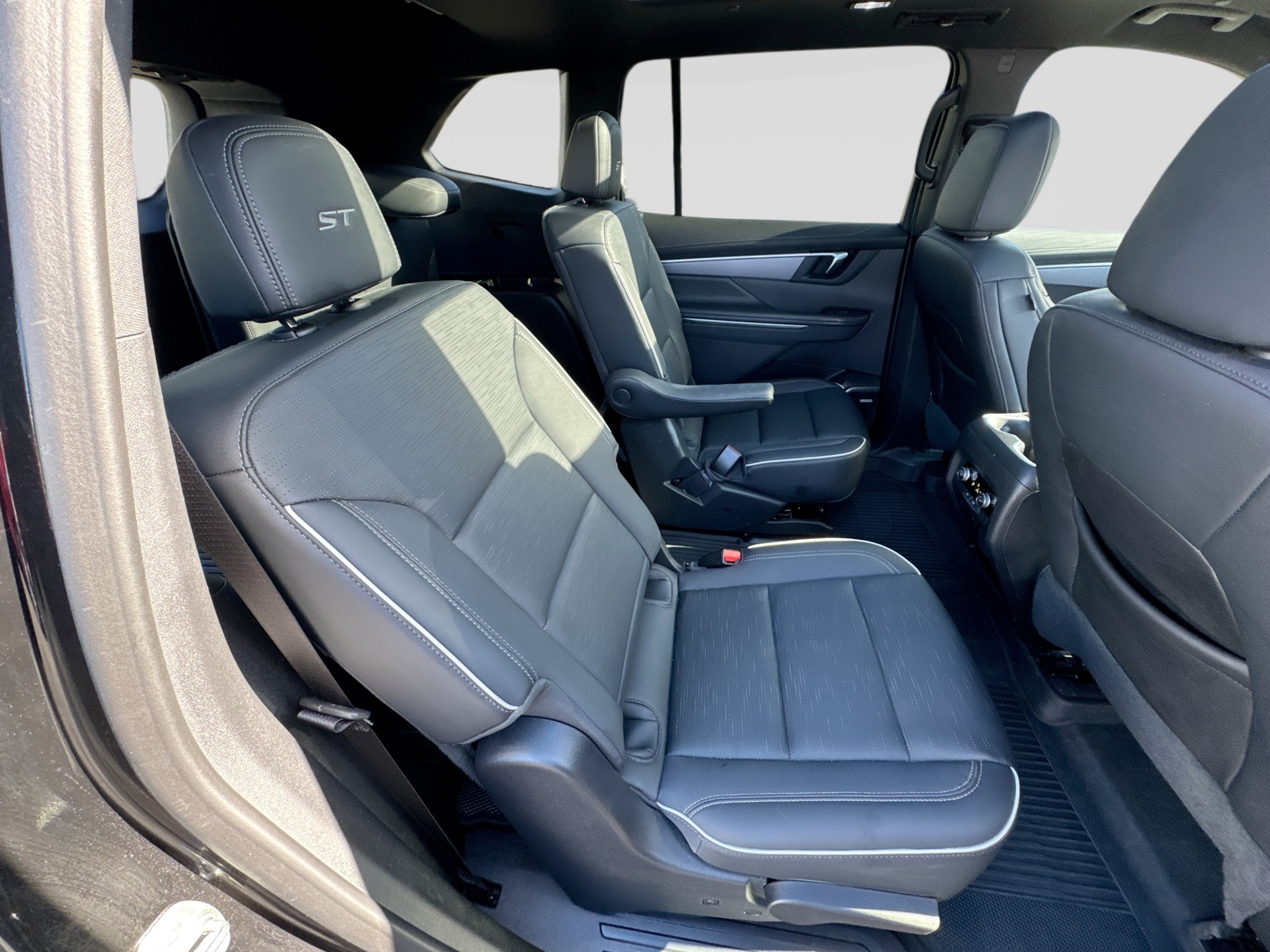 Used 2025 Buick Enclave SUV