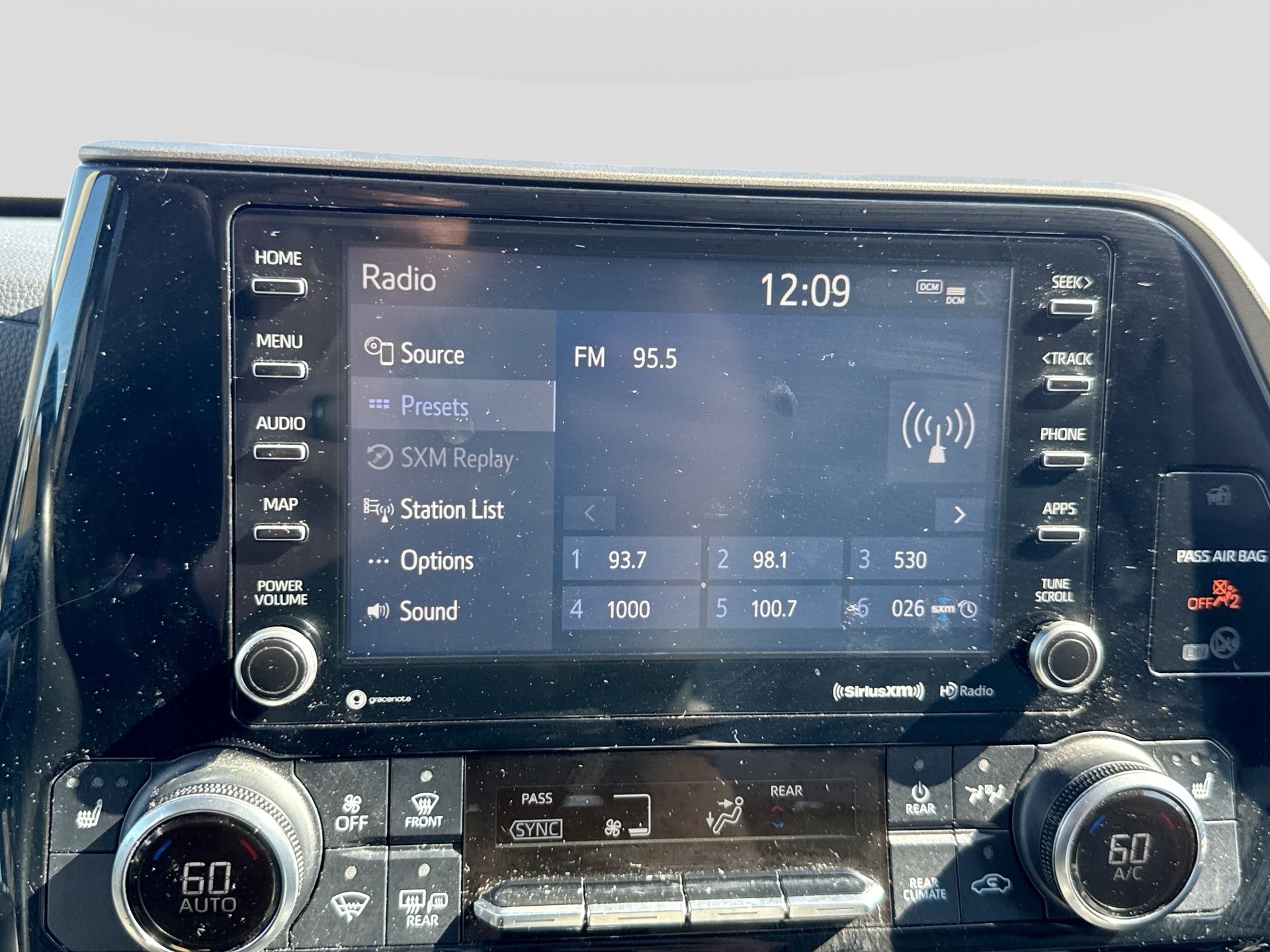 Used 2022 Toyota Highlander SUV
