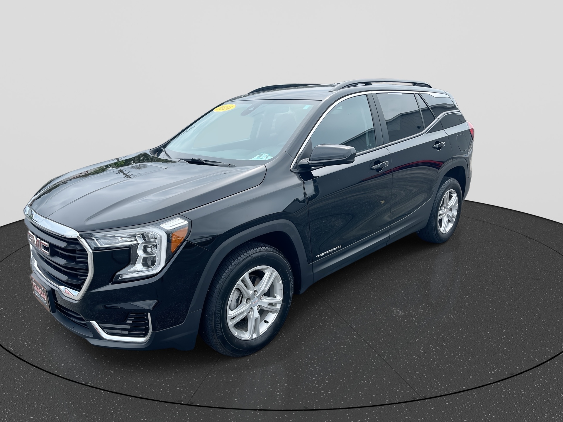 Used 2024 GMC Terrain SUV