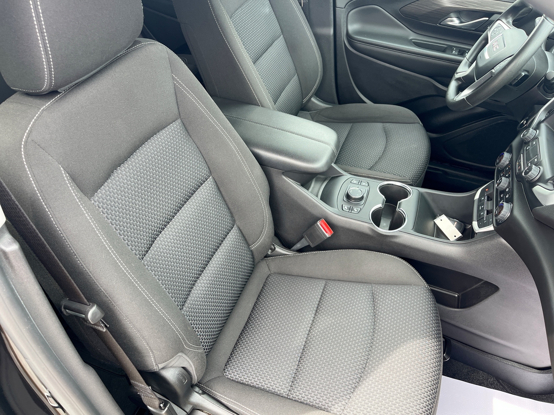Used 2024 GMC Terrain SUV