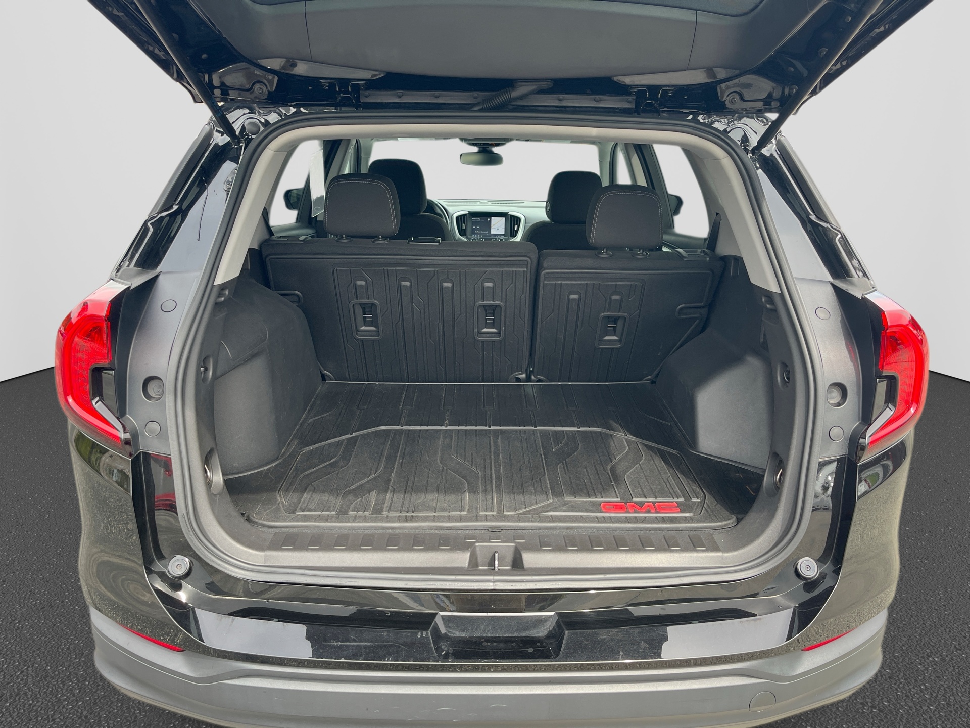 Used 2024 GMC Terrain SUV