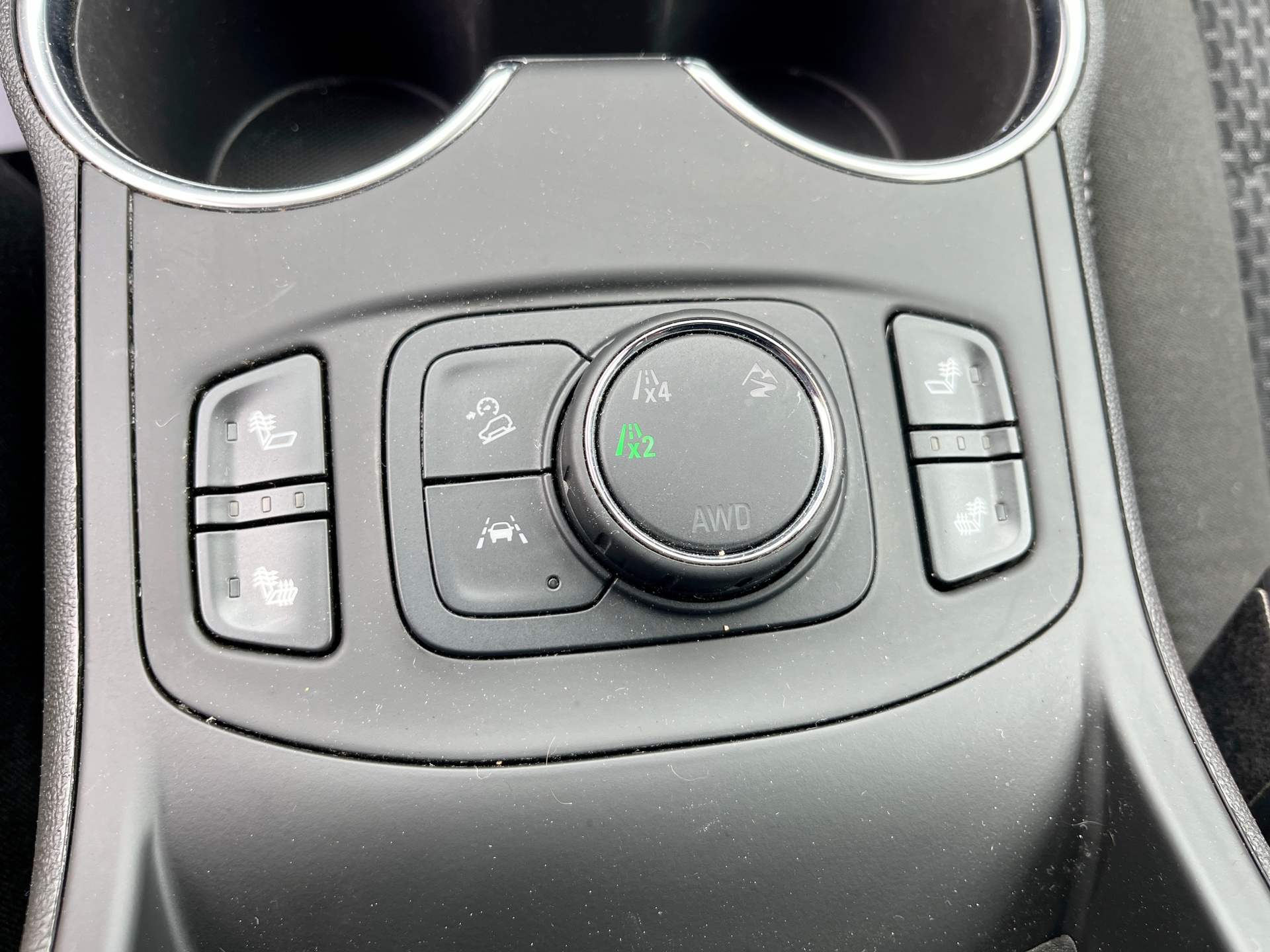 Used 2024 GMC Terrain SUV