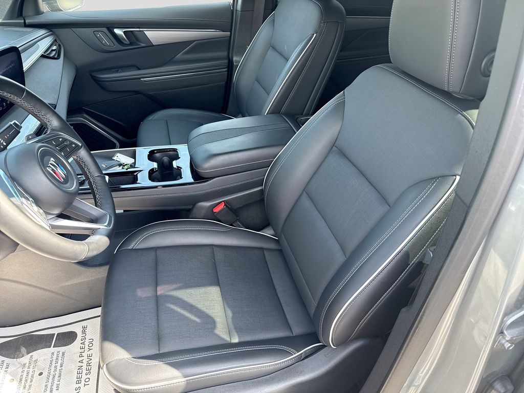 Used 2025 Buick Enclave SUV
