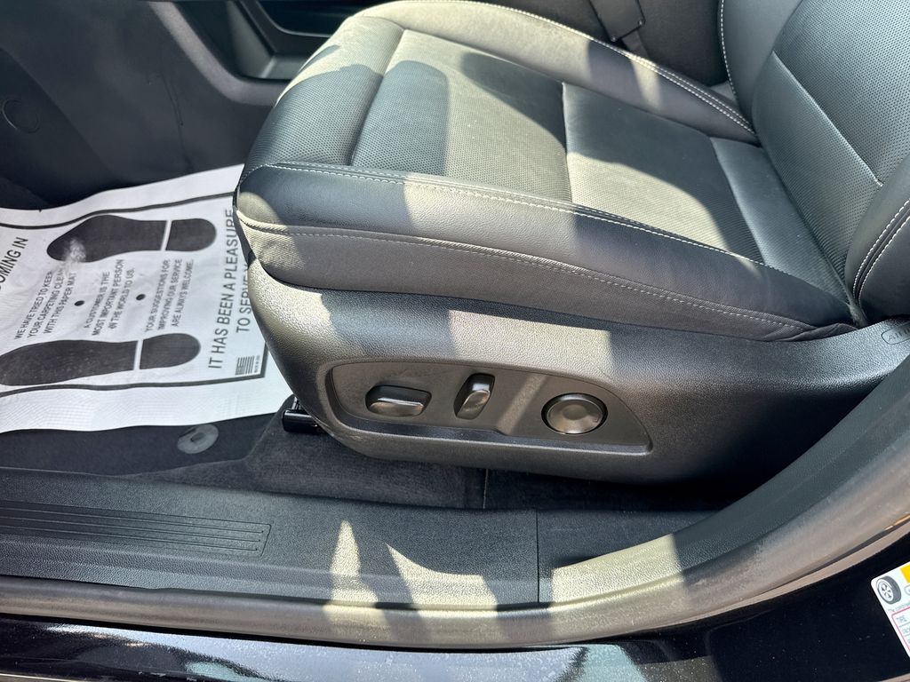 Used 2026 GMC Terrain SUV