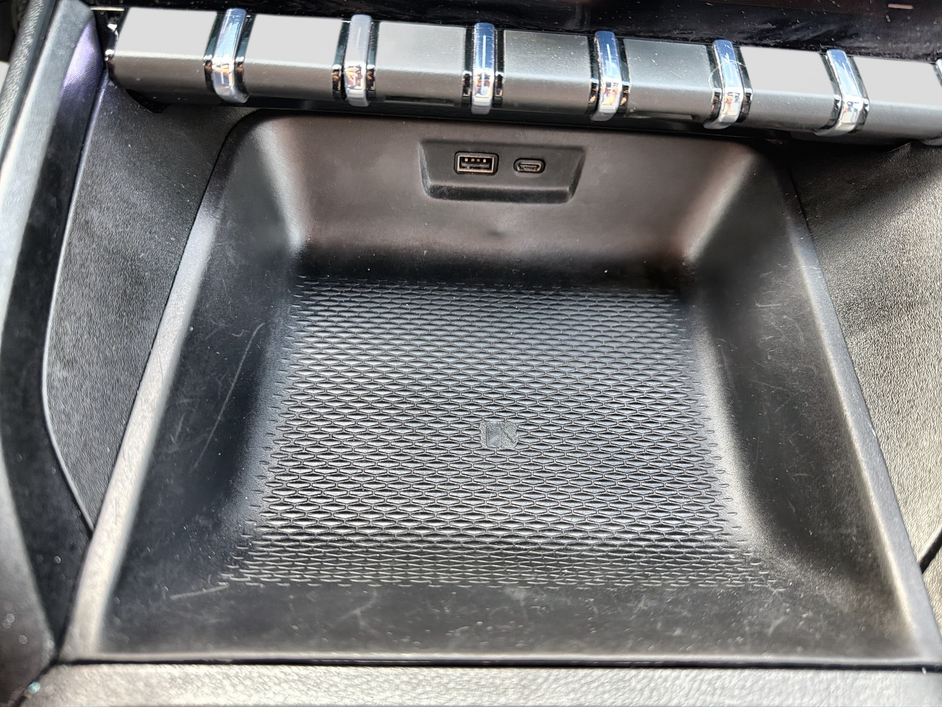 Used 2025 GMC Terrain SUV