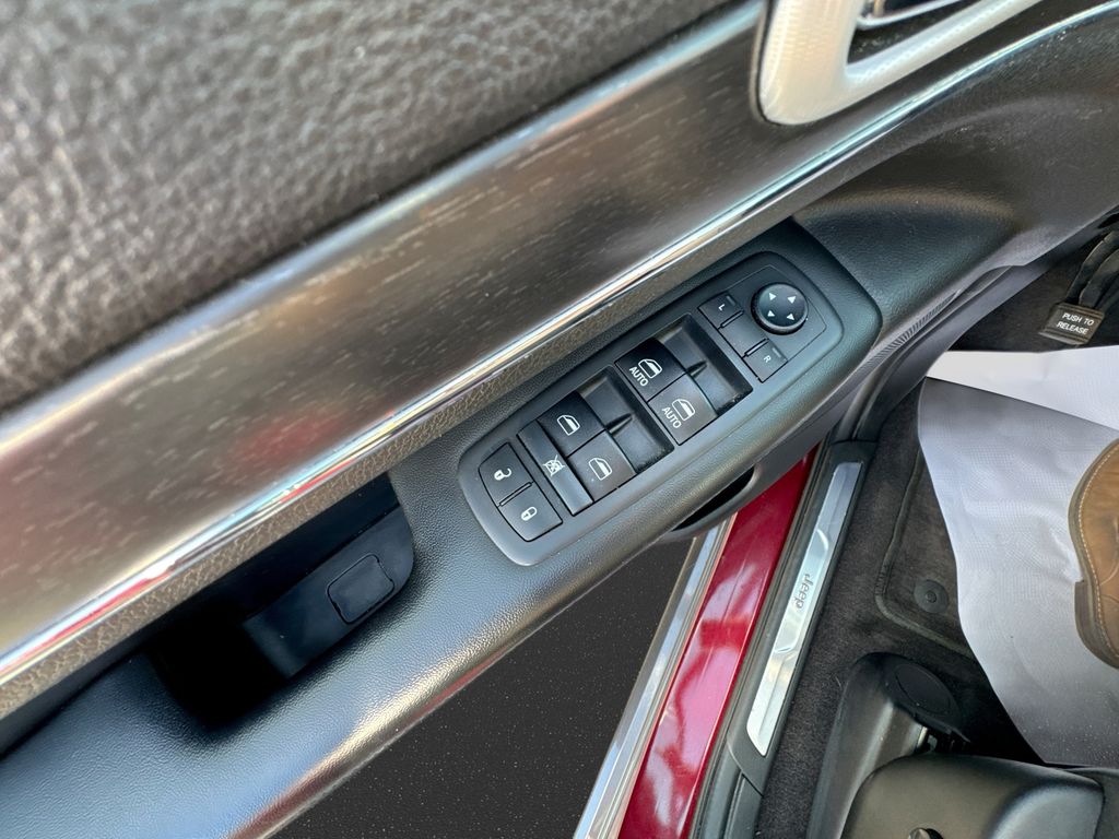 Used 2018 Jeep Grand Cherokee SUV