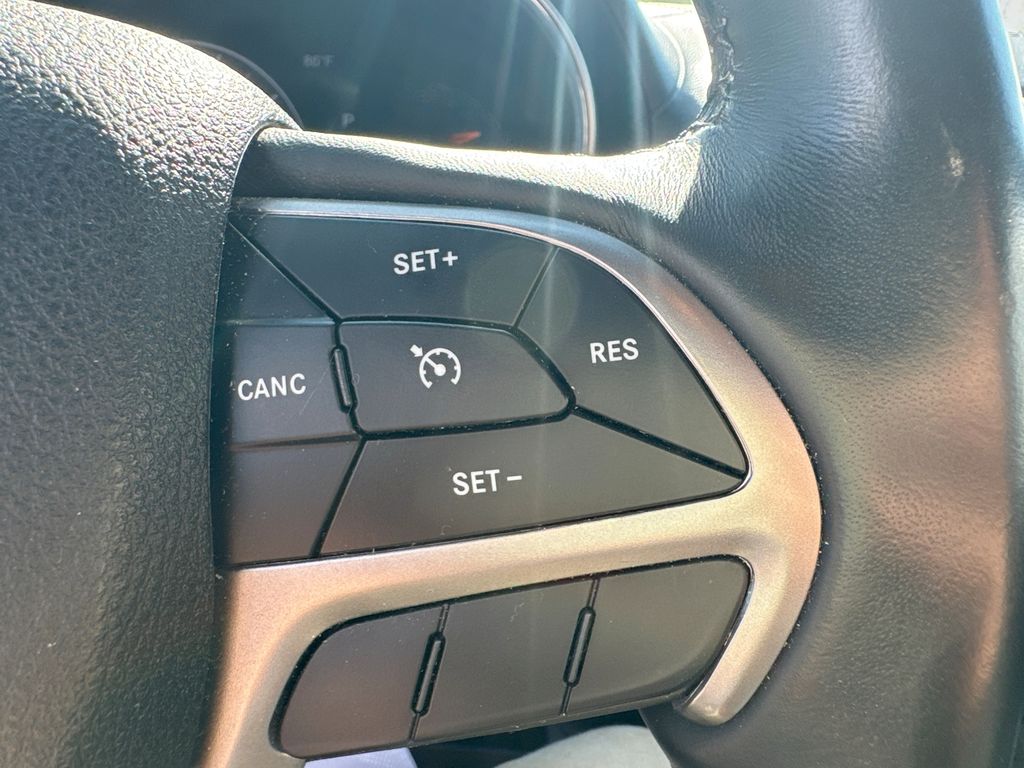Used 2018 Jeep Grand Cherokee SUV