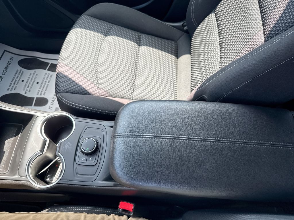 Used 2024 GMC Terrain SUV