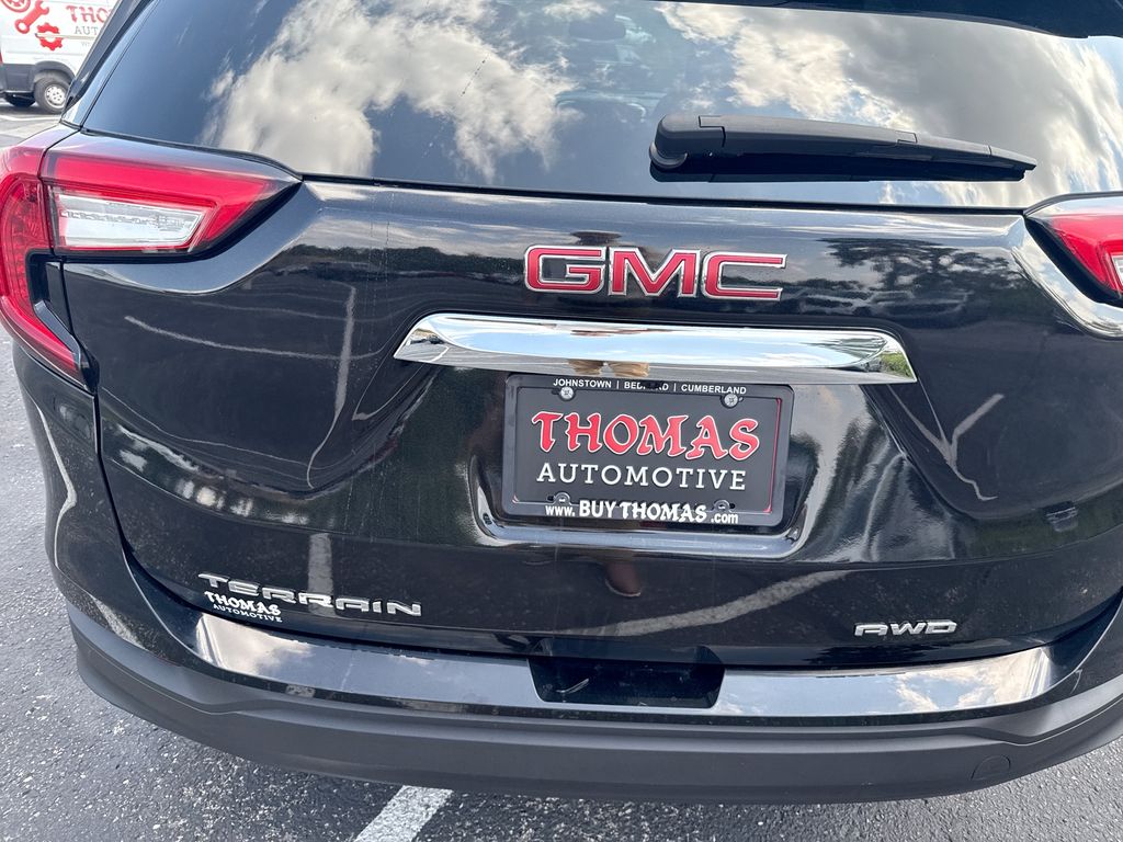 Used 2024 GMC Terrain SUV