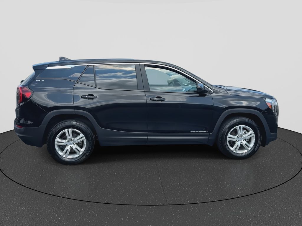 Used 2024 GMC Terrain SUV