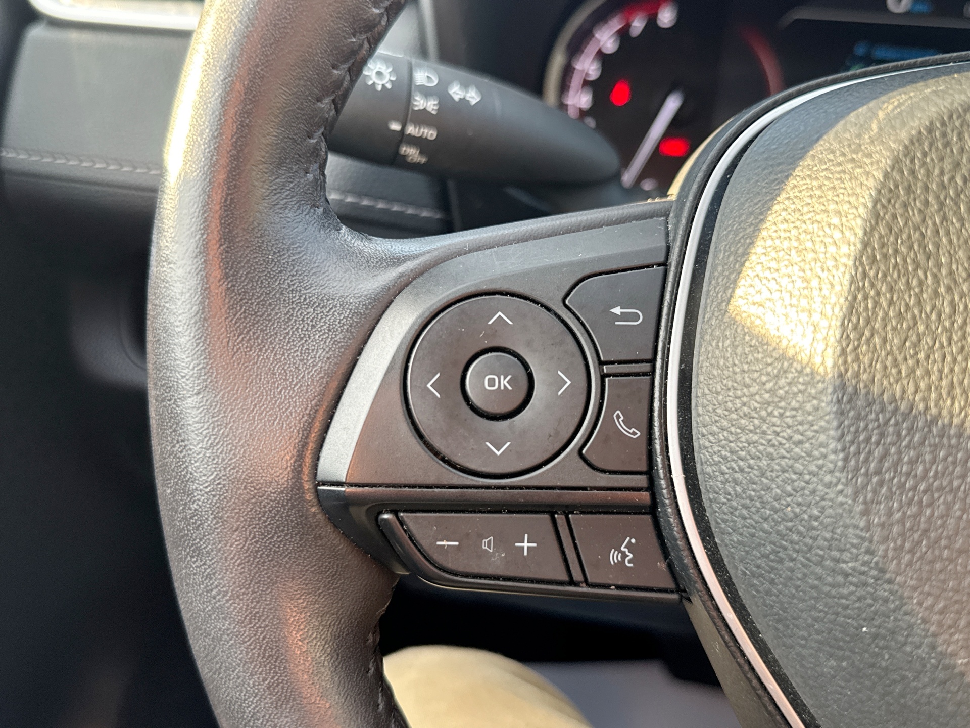 Used 2025 Toyota RAV4 SUV