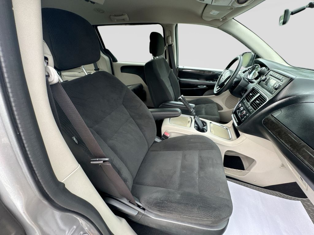 Used 2015 Dodge Grand Caravan Van
