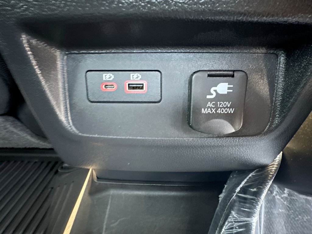 Used 2022 Nissan Frontier Truck