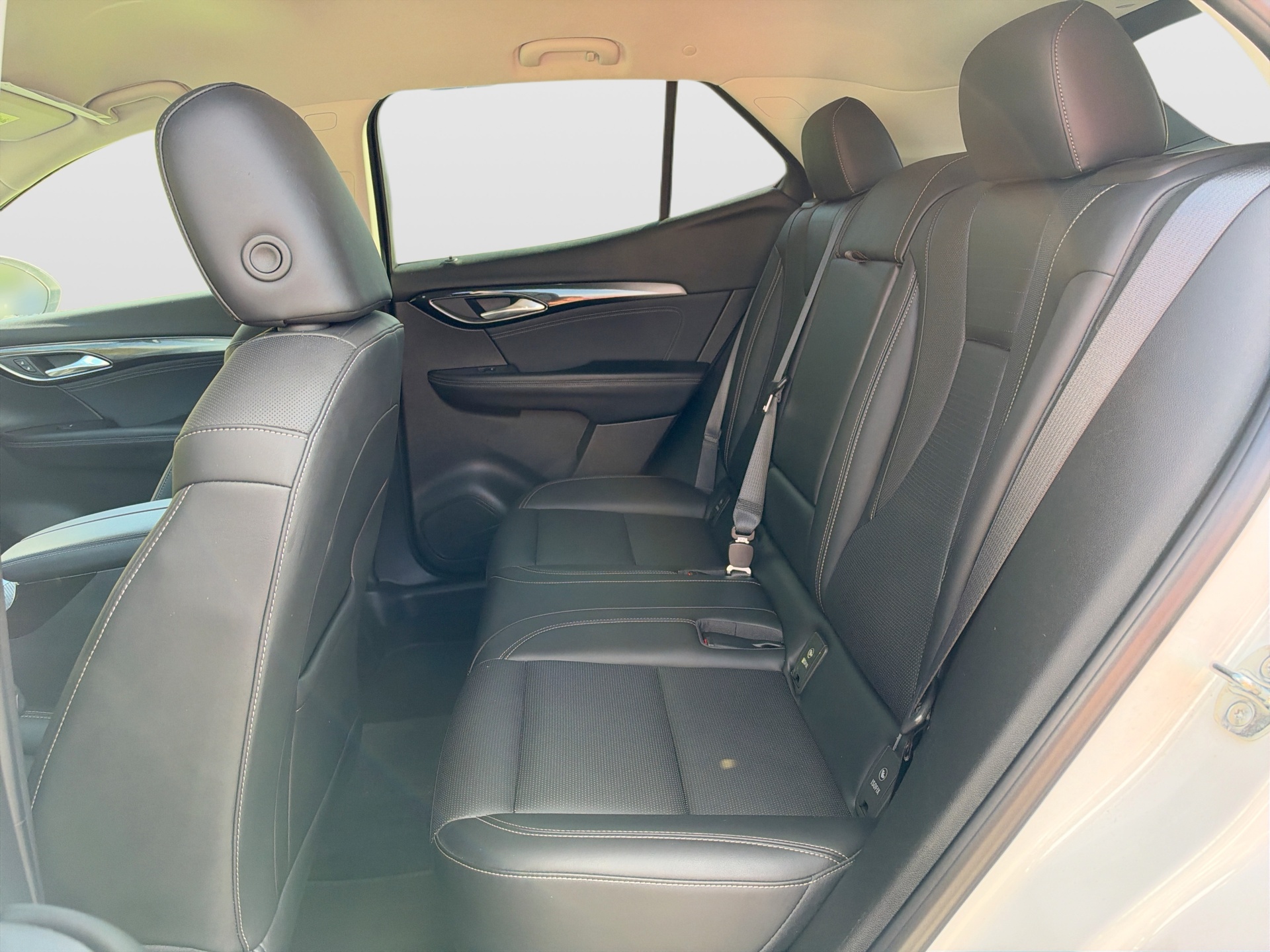 Used 2024 Buick Envision SUV