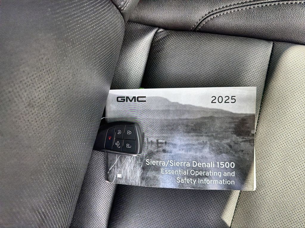 Used 2025 GMC Sierra 1500 Truck
