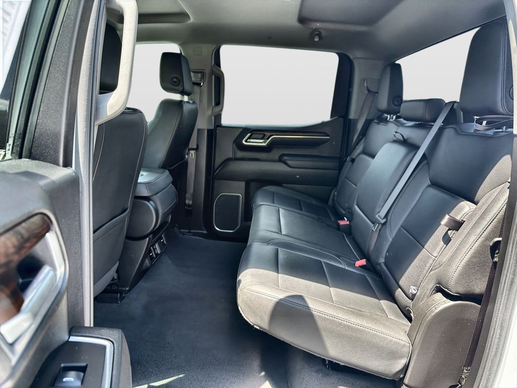 Used 2025 GMC Sierra 1500 Truck