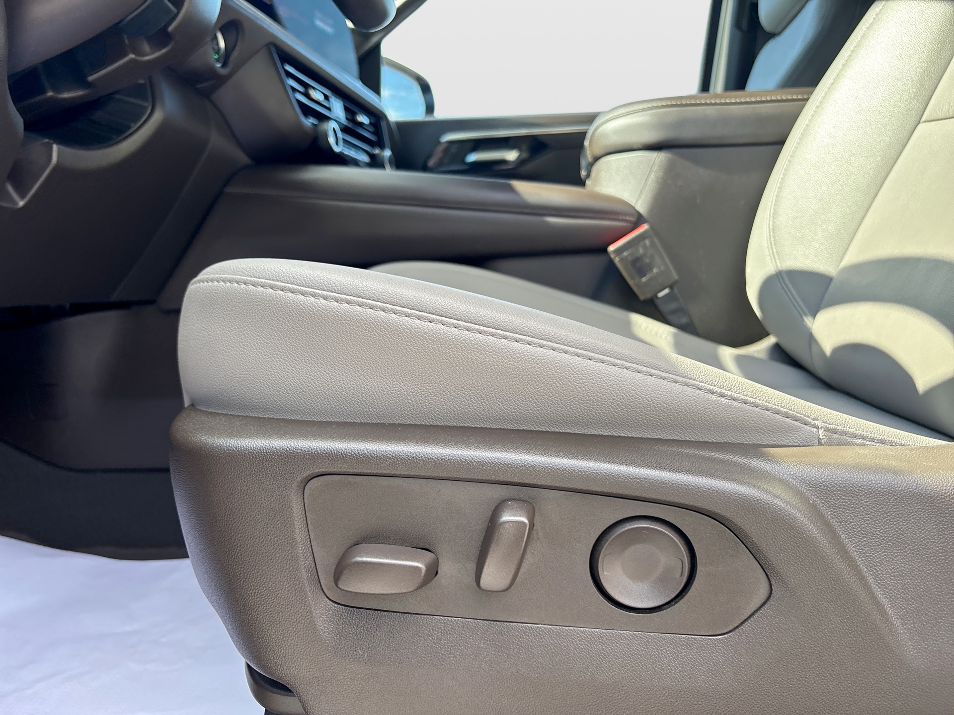 Used 2025 Chevrolet Tahoe SUV