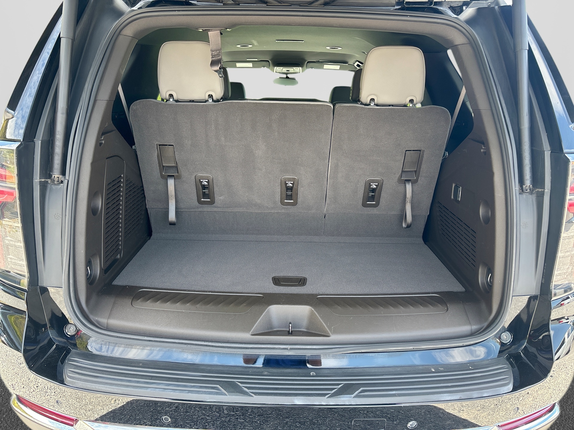 Used 2025 Chevrolet Tahoe SUV