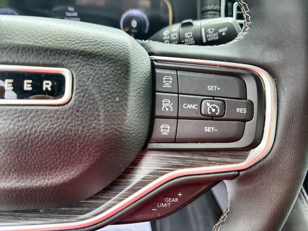 Used 2024 Jeep Wagoneer SUV
